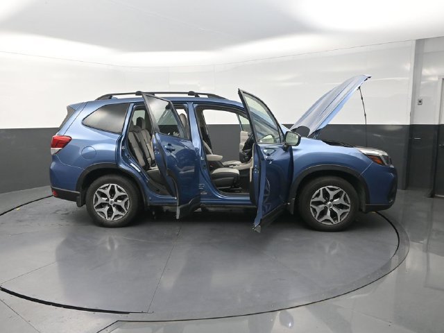 Used 2021 Subaru Forester Premium w/ Popular Package #1 AWD/4WD image 46