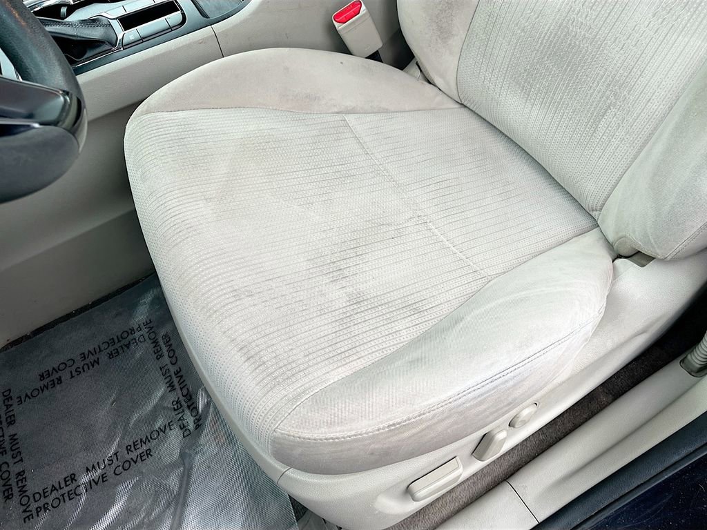 Used 2020 Kia Sedona LX image 18