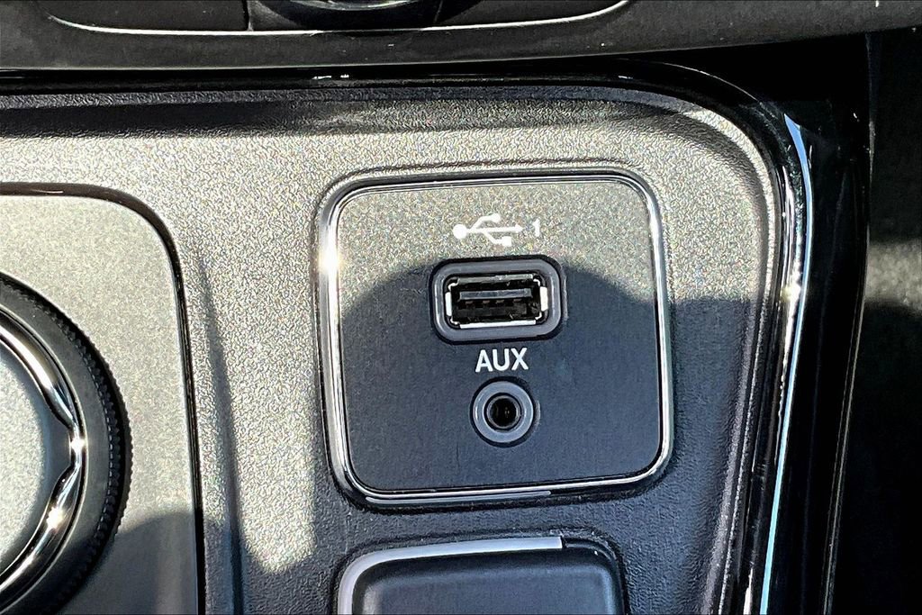 Used 2019 Jeep Compass Altitude image 19