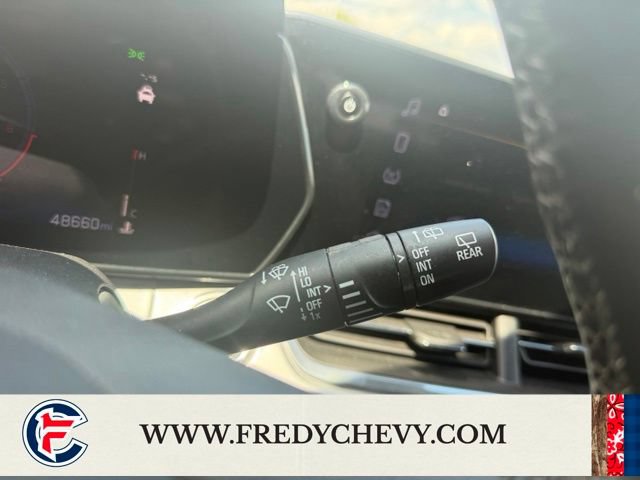Used 2025 Chevrolet Trax LT w/ Driver Confidence Package FWD image 18
