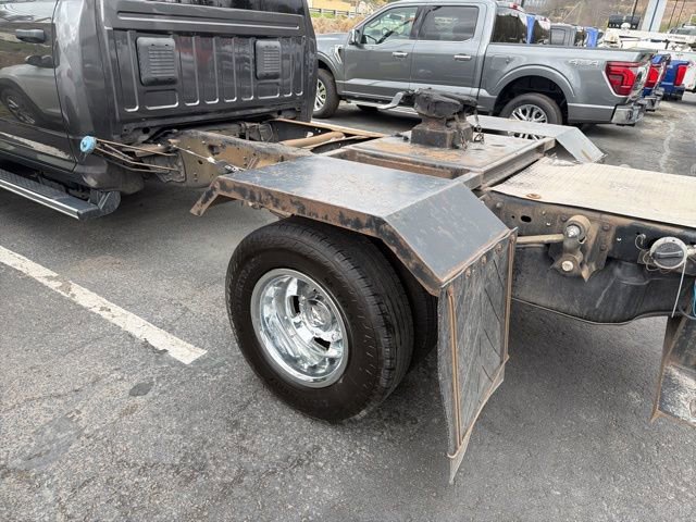 Used 2022 RAM 3500 Tradesman w/ Chrome Appearance Group image 9