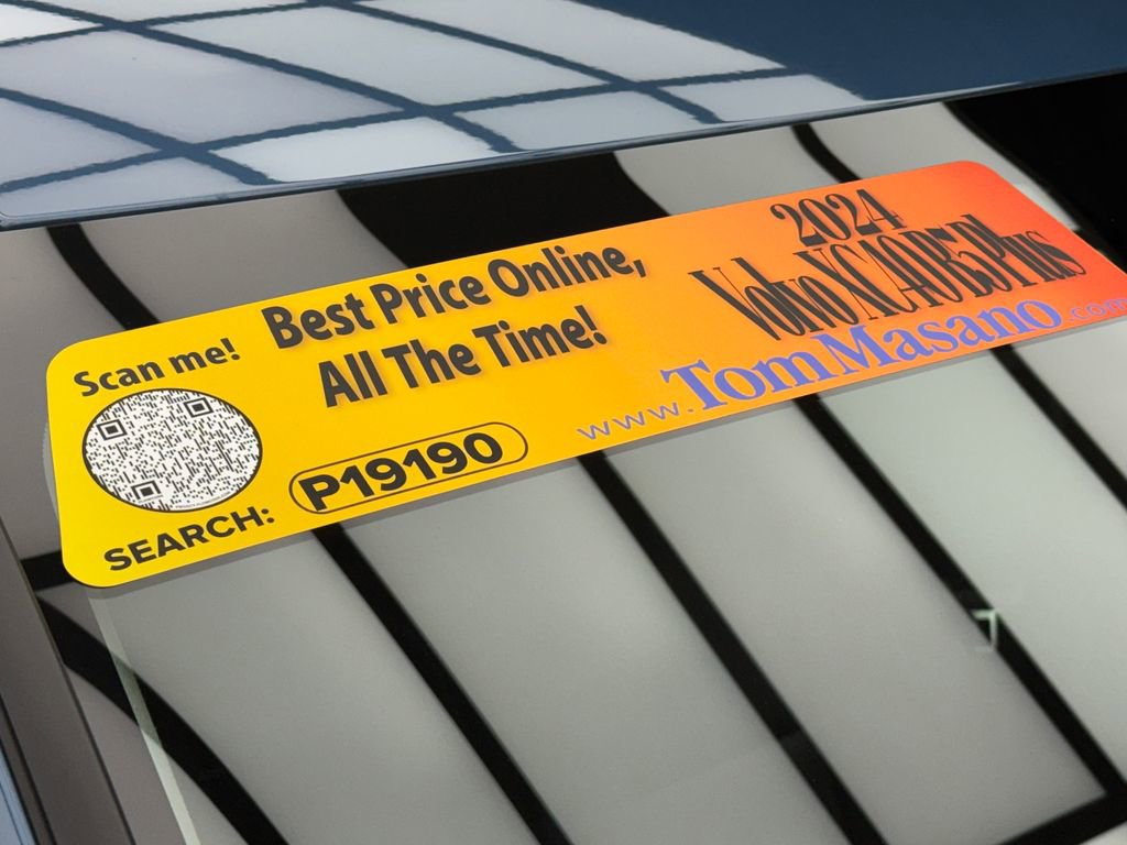 Used 2024 Volvo XC40 B5 Plus image 7