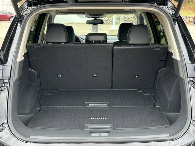New 2026 Nissan Rogue Platinum image 33