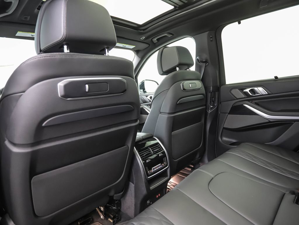 New 2026 BMW X5 xDrive40i w/ Executive Package image 20