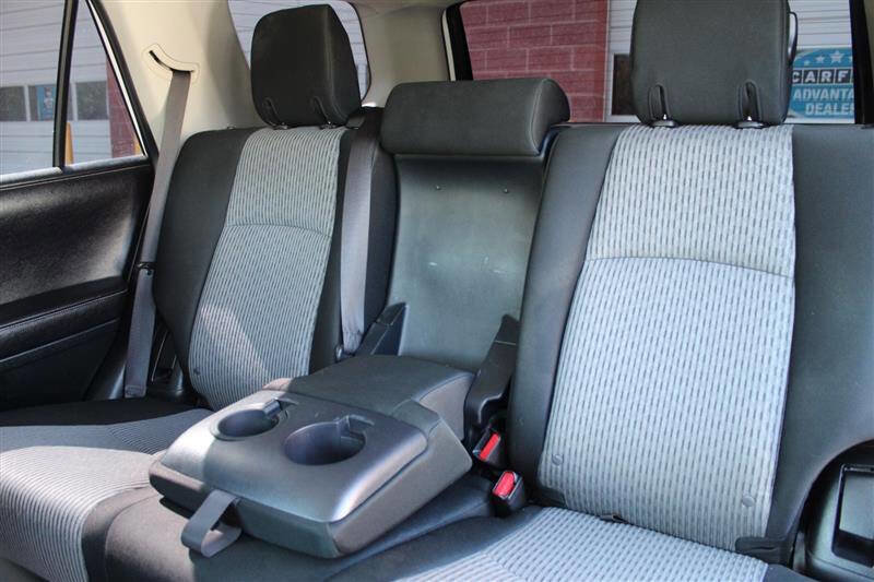 Used 2016 Toyota 4Runner SR5 image 26