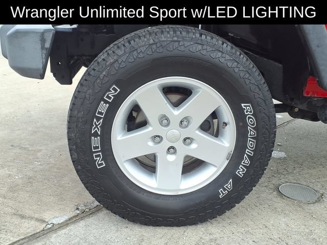 Used 2017 Jeep Wrangler Unlimited Sport w/ Quick Order Package 24S AWD/4WD image 9
