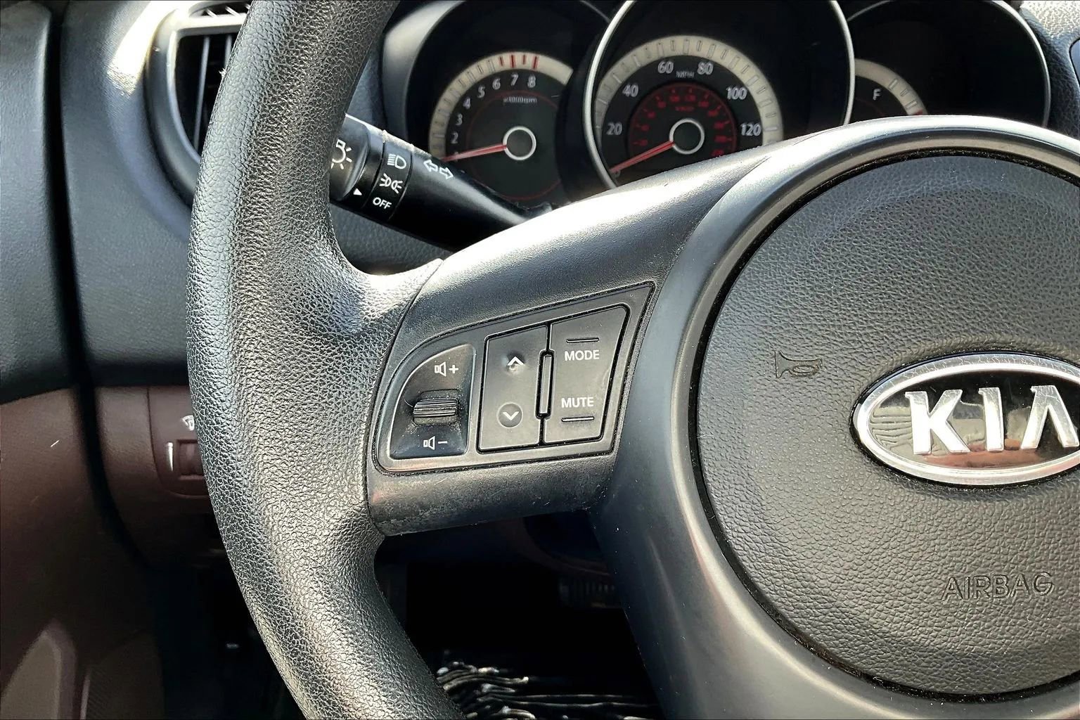 Used 2011 Kia Forte EX FWD image 10