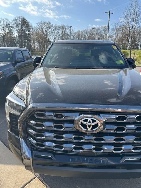 Used 2023 Toyota Tundra Platinum image 2
