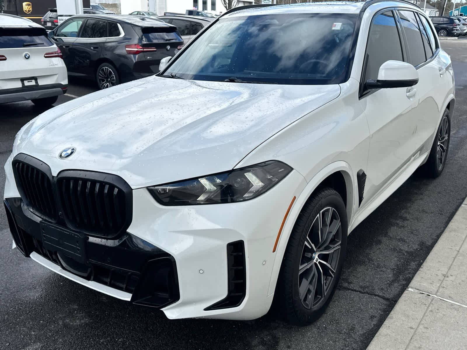 Certified 2024 BMW X5 xDrive40i w/ M Sport Package image 8