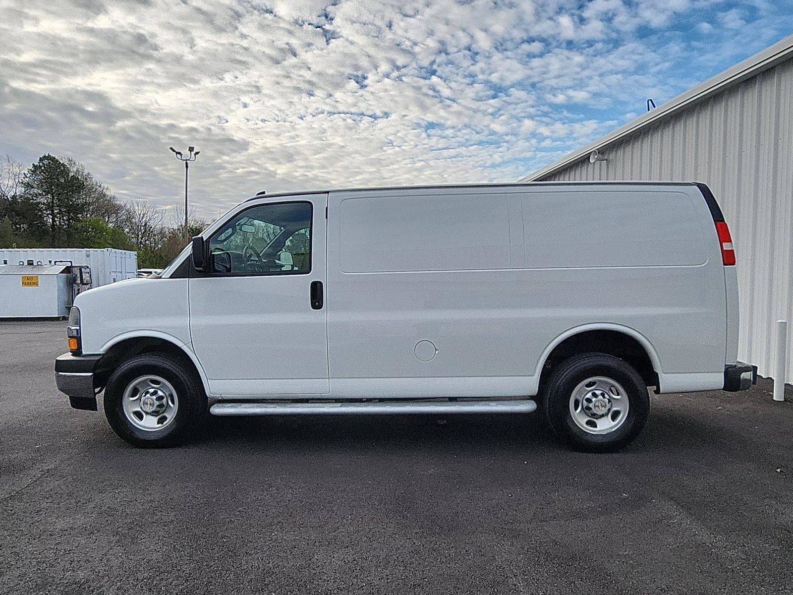 Used 2024 Chevrolet Express 2500 w/ Driver Convenience Package image 2