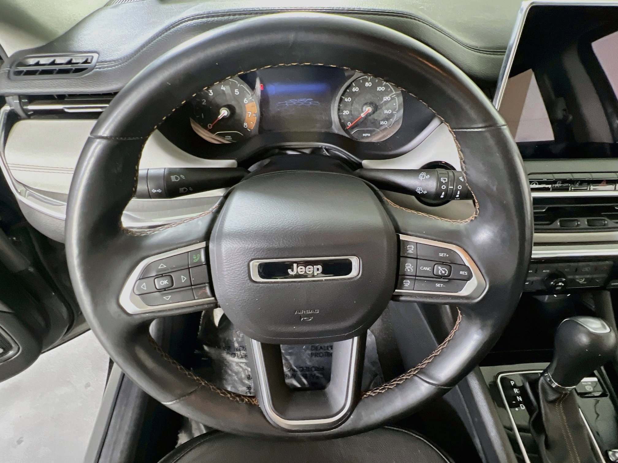 Used 2022 Jeep Compass Limited w/ Sun and Sound Group AWD/4WD image 11