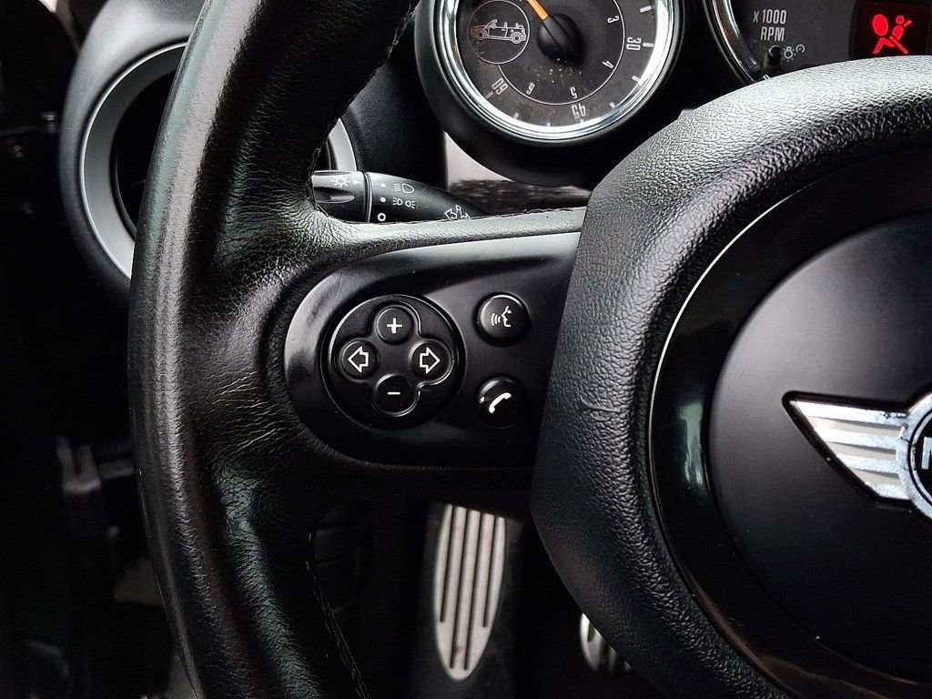 Used 2011 MINI Cooper John Cooper Works image 20