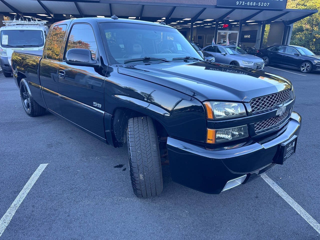 Used 2003 Chevrolet Silverado 1500 SS AWD/4WD image 2