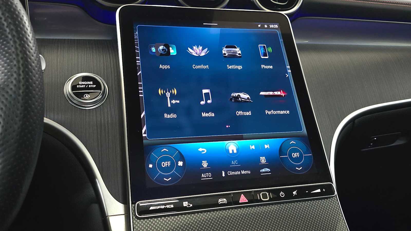 Certified 2024 Mercedes-Benz GLC 43 AMG AMG GLC 43 image 32