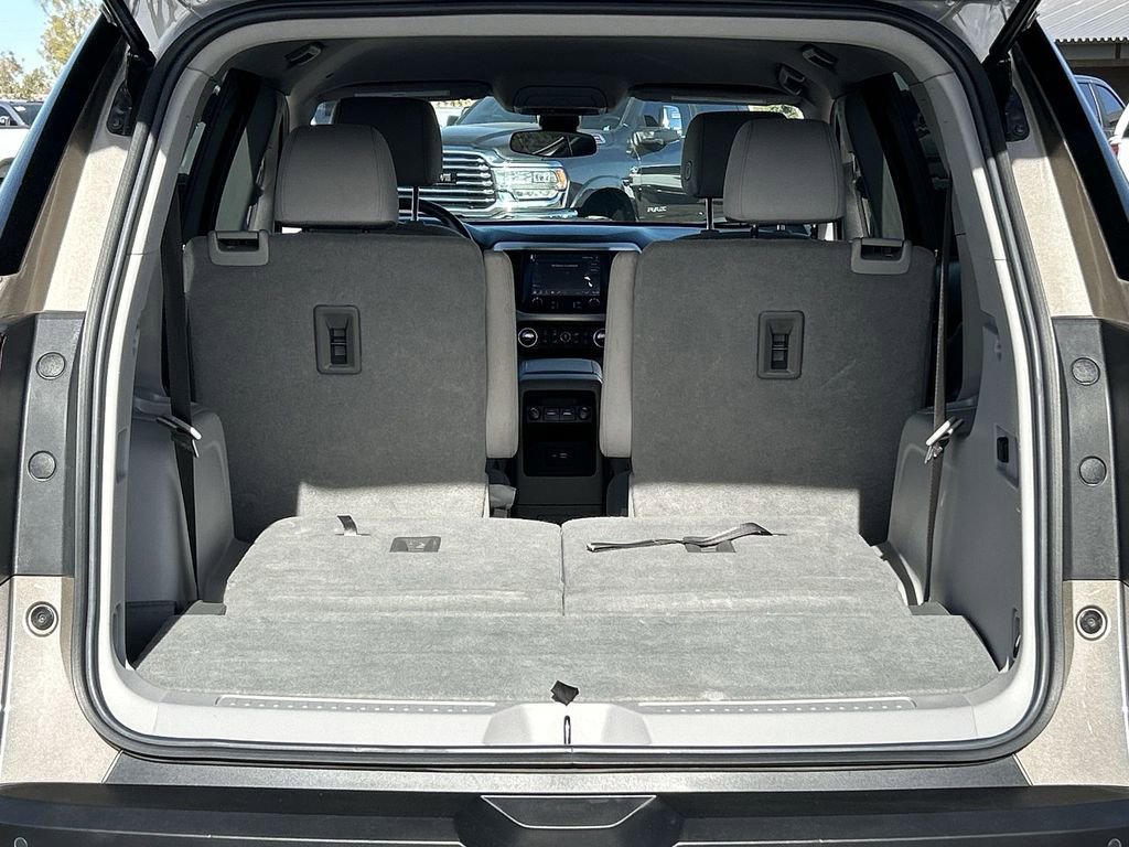 Used 2023 GMC Acadia SLE image 25