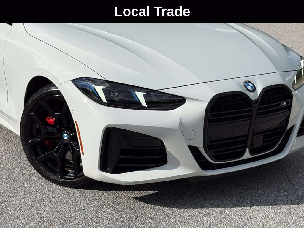 Used 2026 BMW M440i Convertible w/ Premium Package RWD image 5