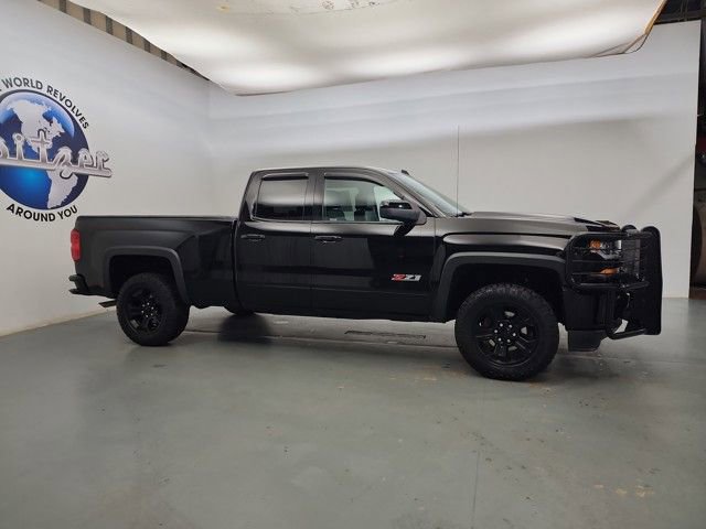 Used 2016 Chevrolet Silverado 1500 LT w/ Midnight Edition image 7