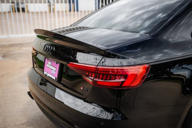 Used 2017 Audi A4 2.0T Premium w/ Convenience Package FWD image 31
