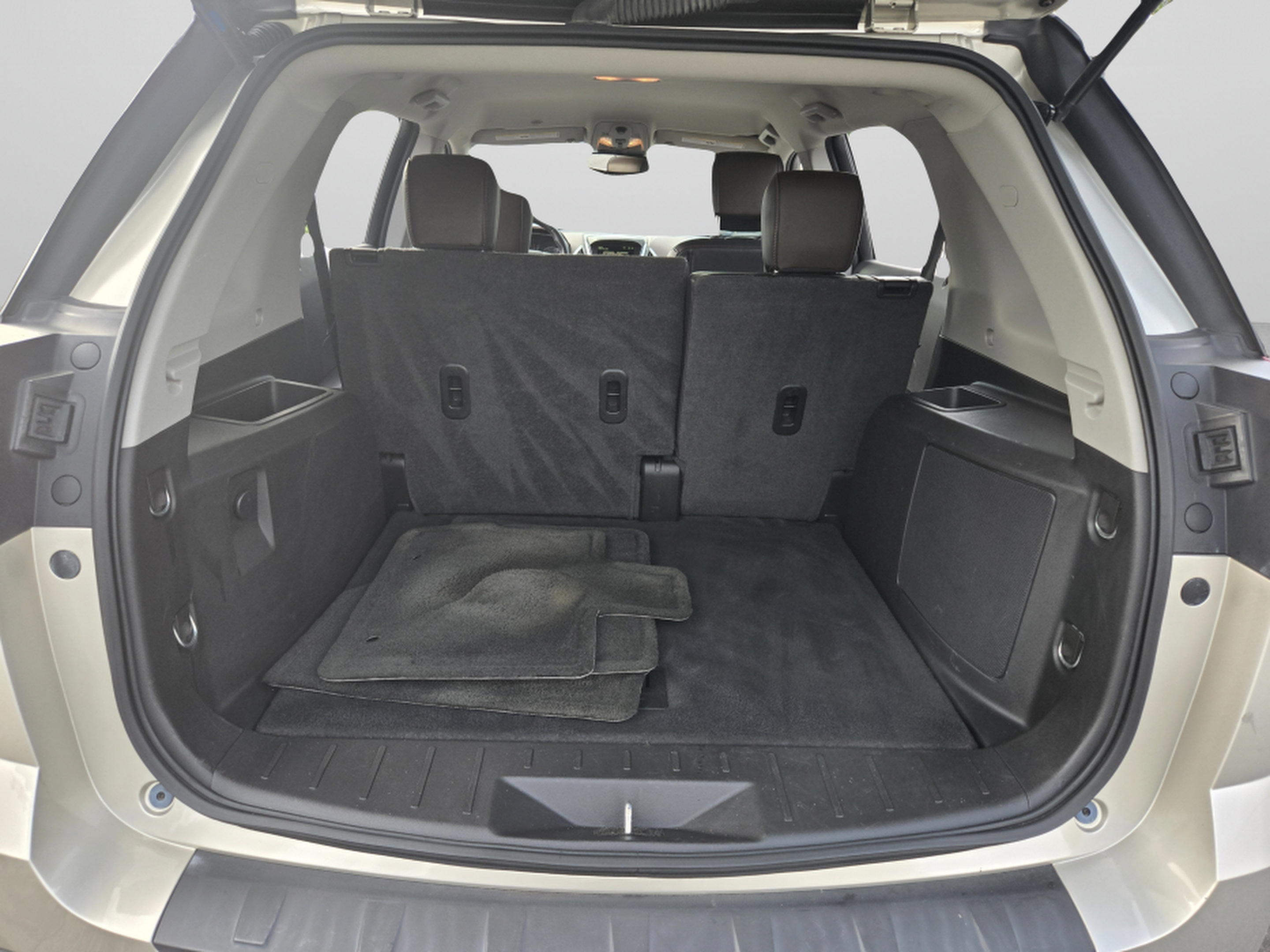 Used 2014 GMC Terrain SLT FWD image 21