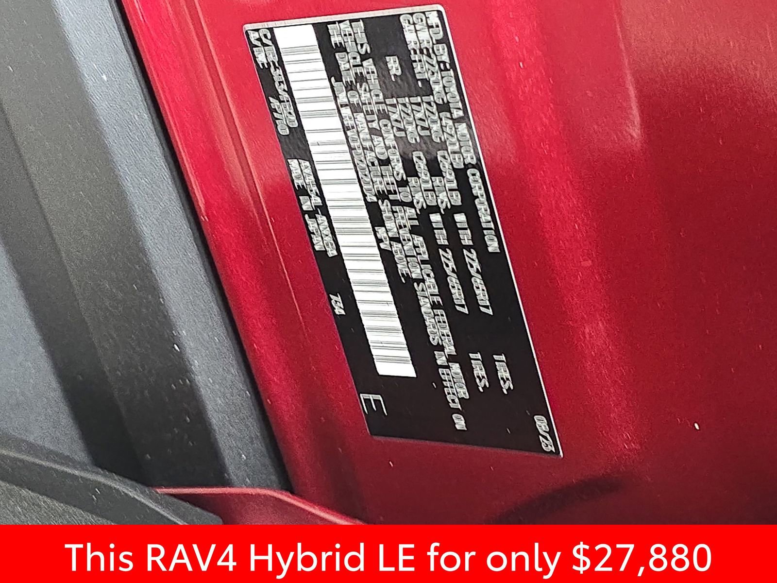 Used 2023 Toyota RAV4 LE image 41