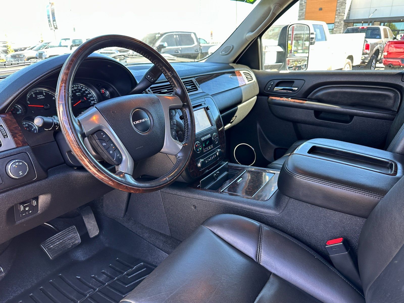 Used 2013 GMC Sierra 3500 Denali image 13