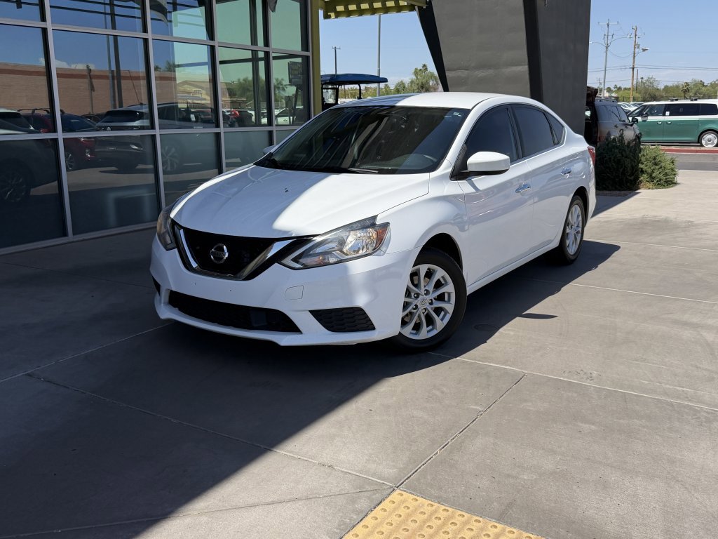 Used 2018 Nissan Sentra SV FWD image 2