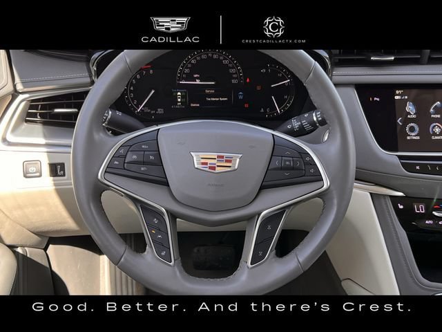 Used 2018 Cadillac XT5 Luxury w/ Driver Awareness Package FWD image 14