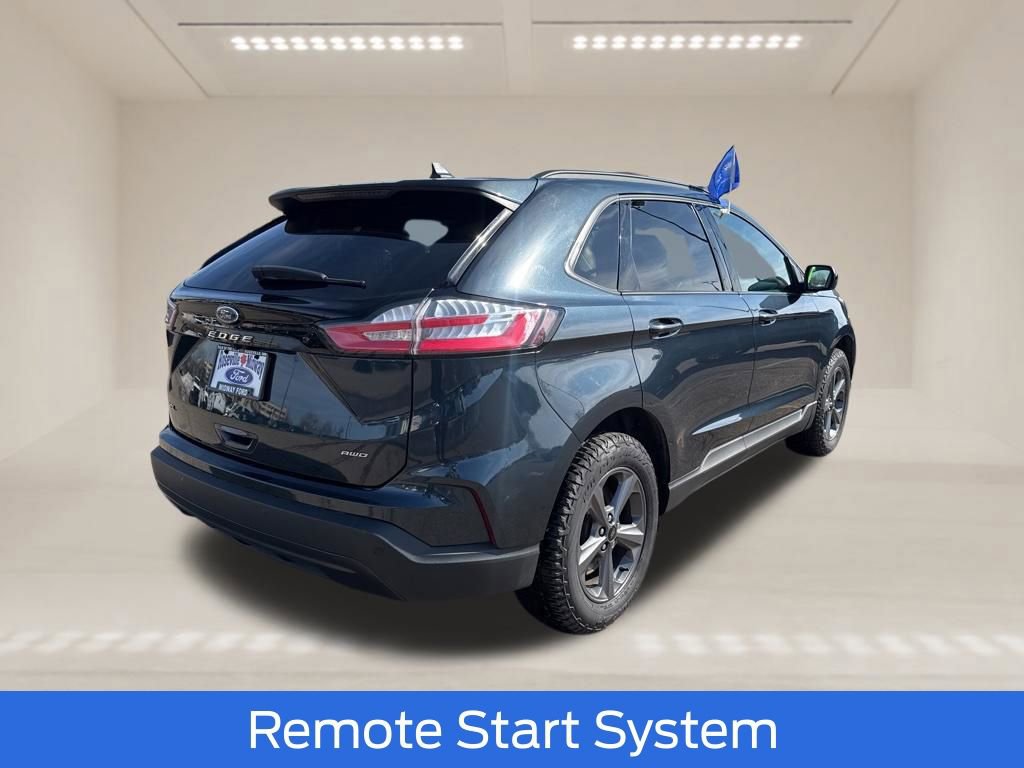 Used 2023 Ford Edge SEL w/ Sport Appearance Package image 9