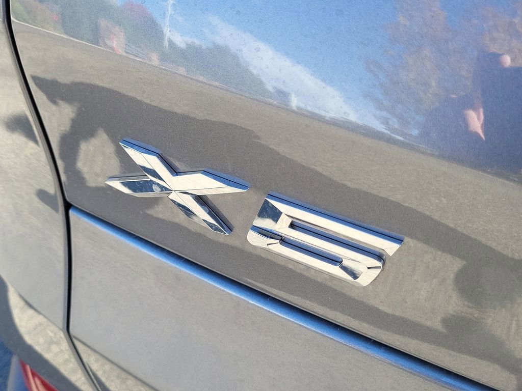 Certified 2026 BMW X5 xDrive40i w/ Climate Comfort Package image 14