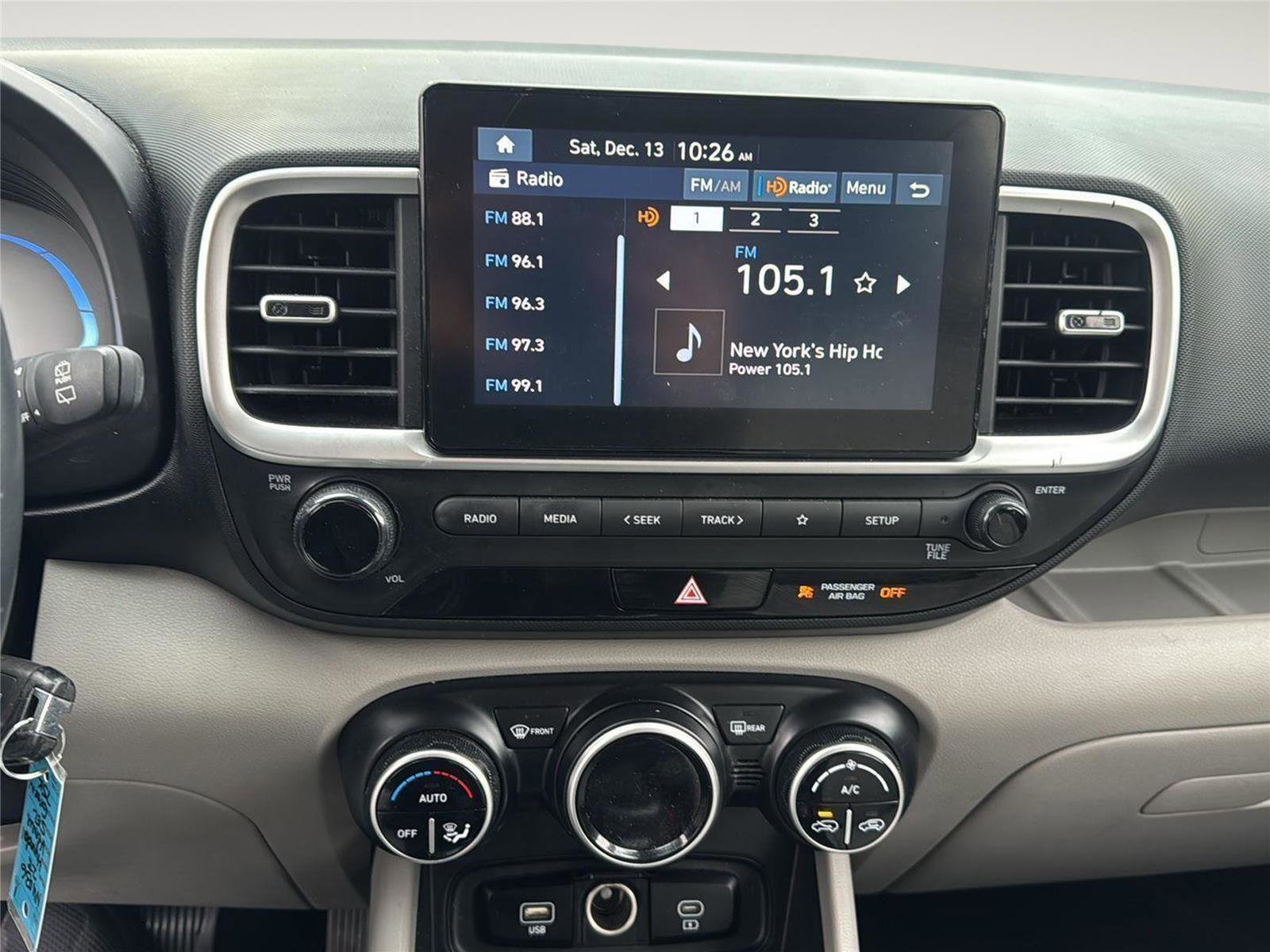 Used 2023 Hyundai Venue SEL w/ Cargo Package image 21