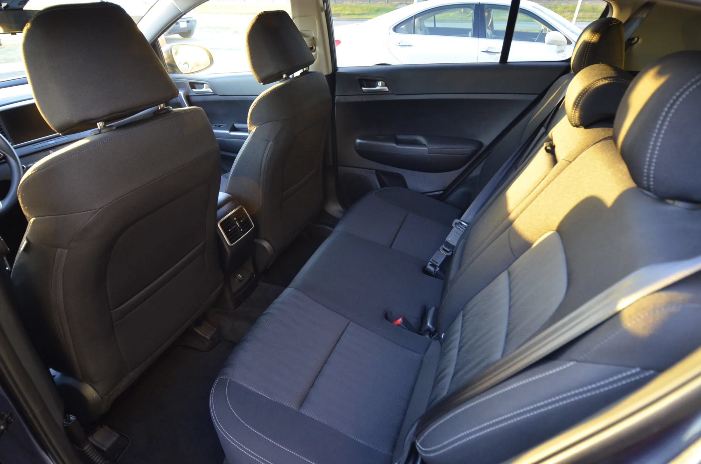 Used 2020 Kia Sportage LX AWD/4WD image 22