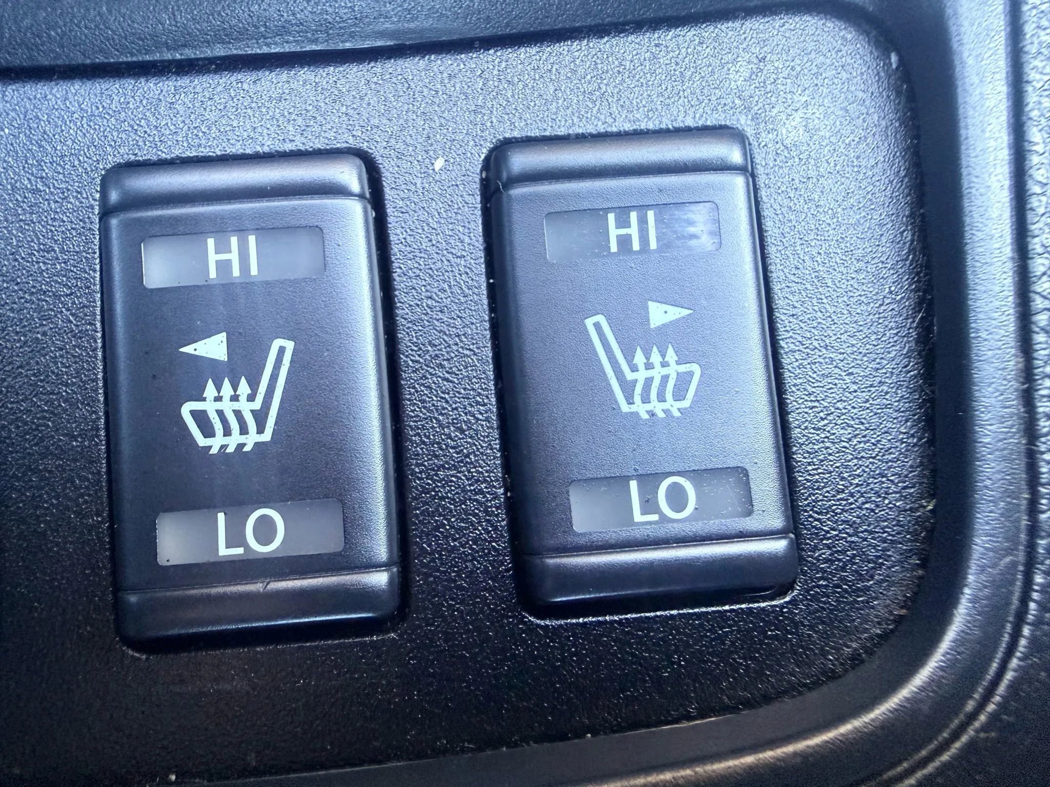 Used 2017 Nissan Sentra SR image 3