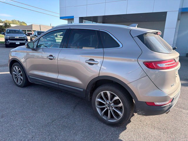 Used 2019 Lincoln MKC Select w/ Select Plus Package FWD image 15