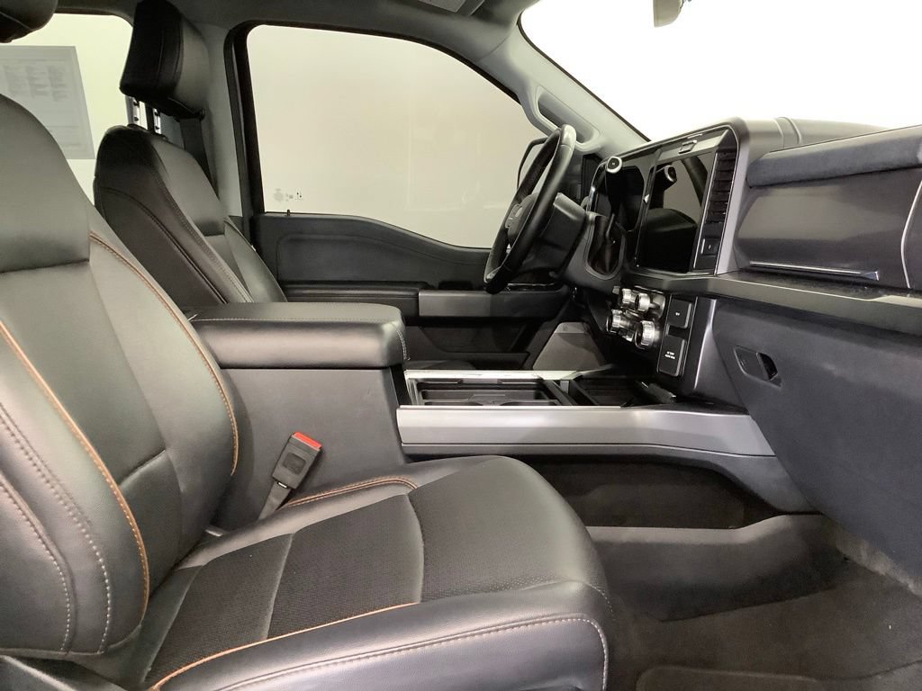 Used 2025 Ford F250 Lariat w/ FX4 Off-Road Package AWD/4WD image 29