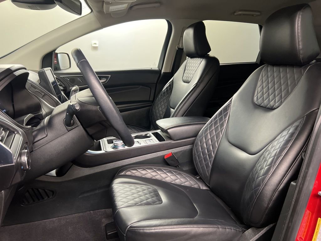 Certified 2024 Ford Edge Titanium AWD/4WD image 26
