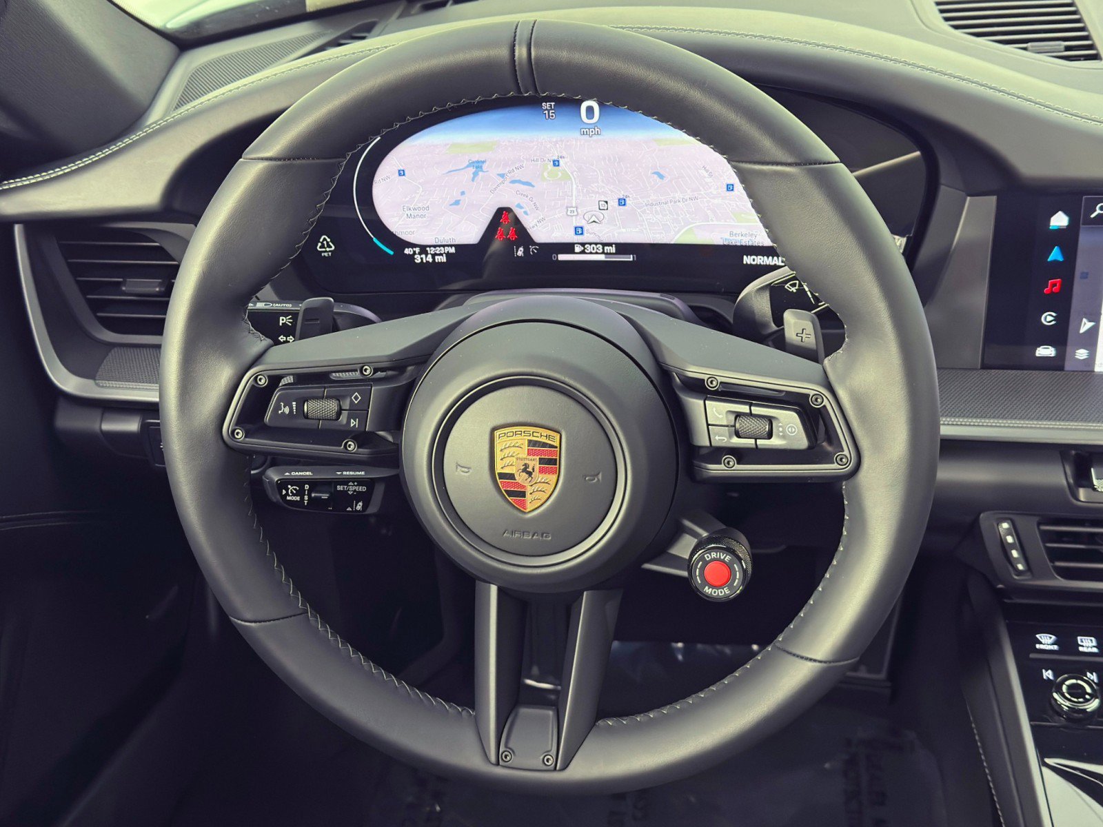 Used 2025 Porsche 911 Carrera image 20