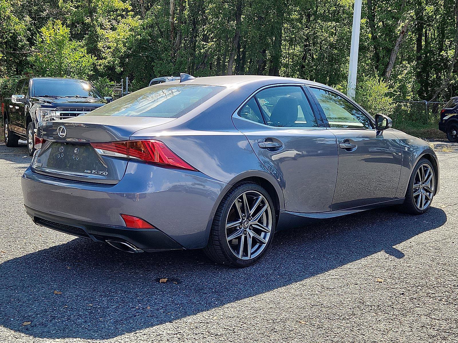 Used 2020 Lexus IS 350 F Sport w/ F Sport Package image 4