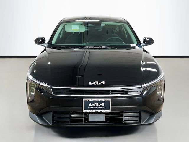 Certified 2025 Kia K4 LX image 2