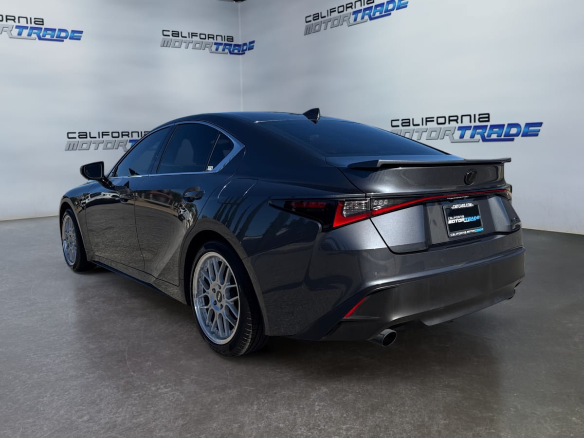 Used 2021 Lexus IS 300 AWD w/ Comfort Package image 7