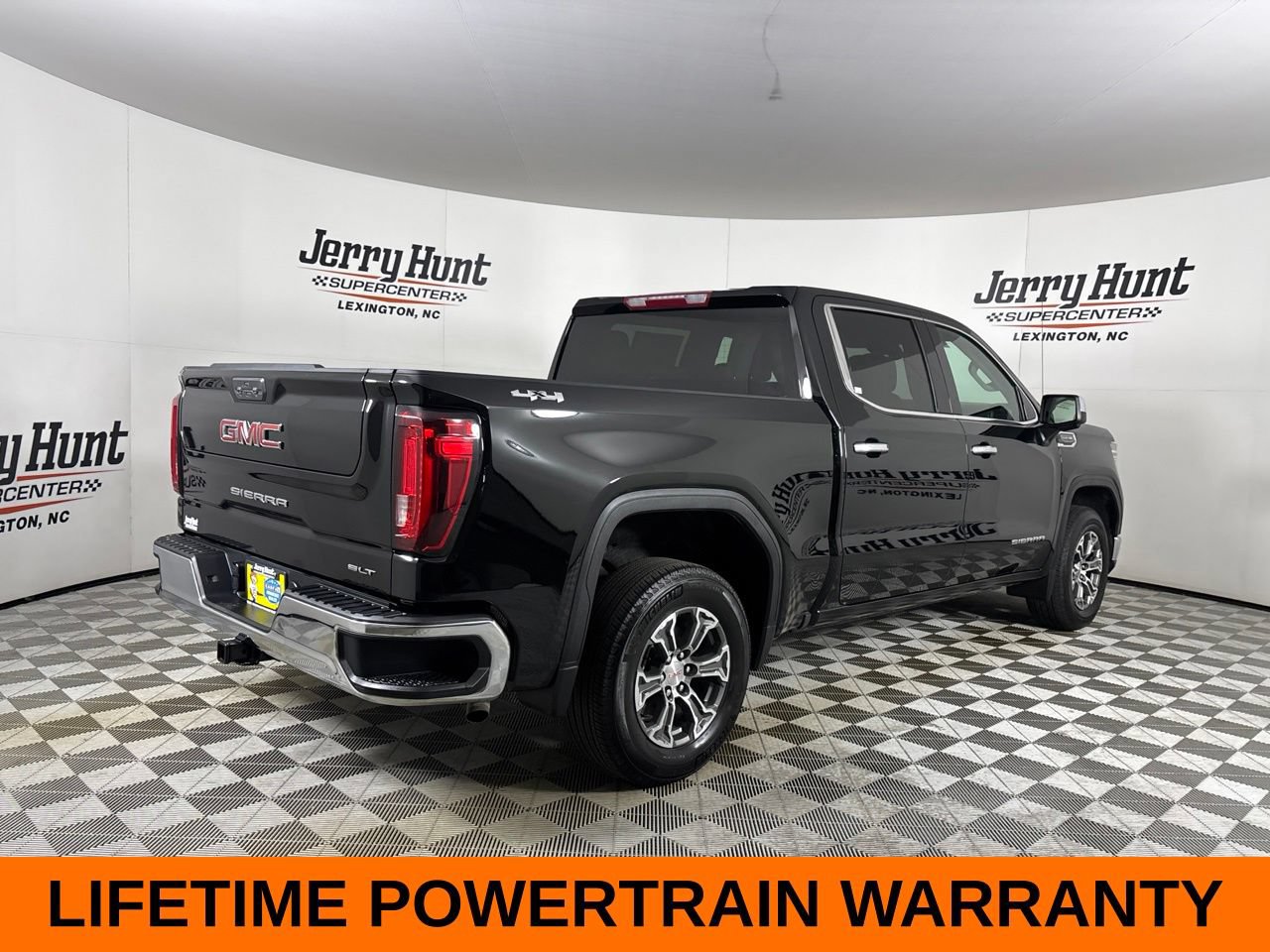 Used 2026 GMC Sierra 1500 SLT AWD/4WD image 6