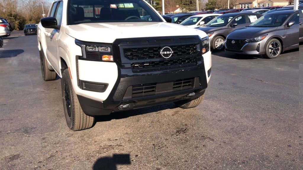 New 2026 Nissan Frontier SV w/ SV Convenience Package image 3