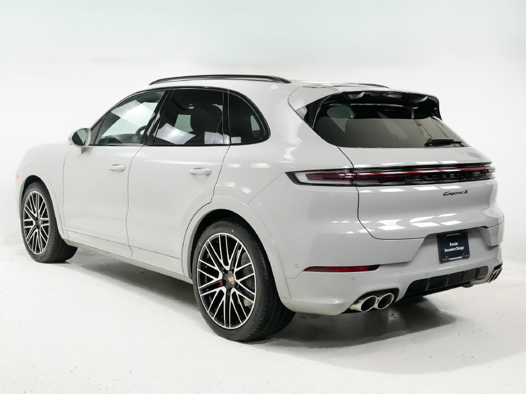New 2026 Porsche Cayenne S AWD/4WD image 3