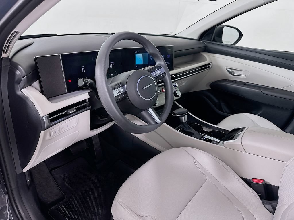 Certified 2026 Hyundai Tucson SEL FWD image 9