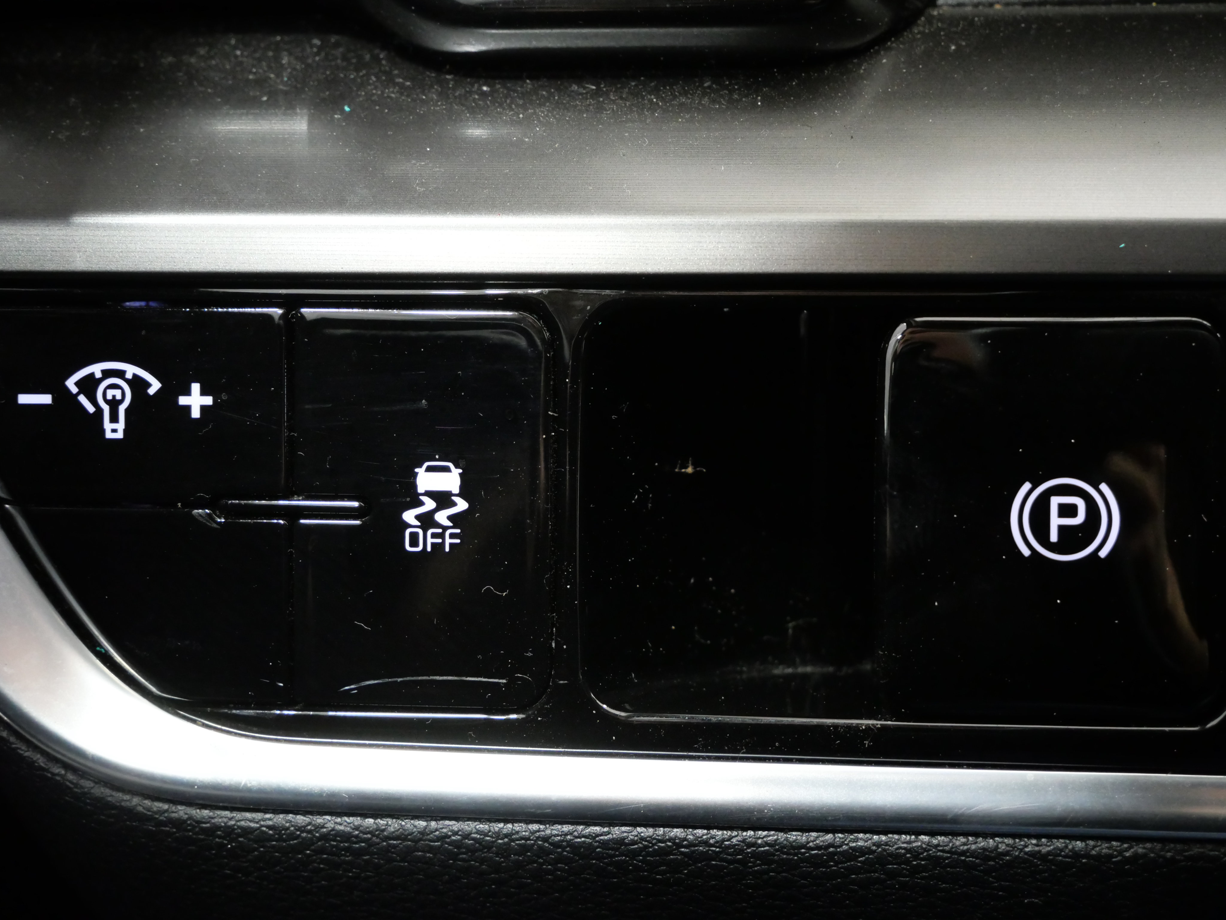 Used 2023 Kia Sportage EX AWD/4WD image 10