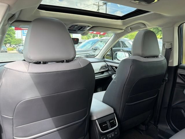 Used 2022 Subaru Outback Limited AWD/4WD image 33