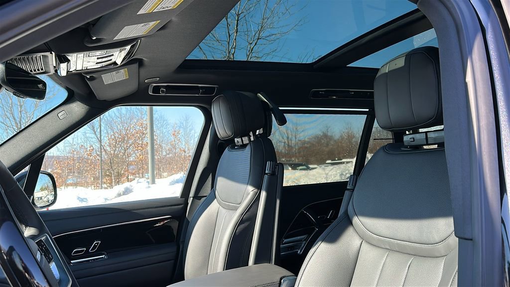 New 2026 Land Rover Range Rover Long Wheelbase SE image 11