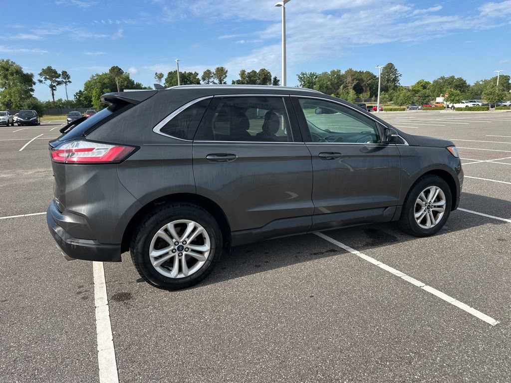 Used 2019 Ford Edge SEL w/ Equipment Group 201A FWD image 4
