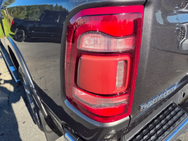 Used 2021 RAM 1500 Laramie AWD/4WD image 15