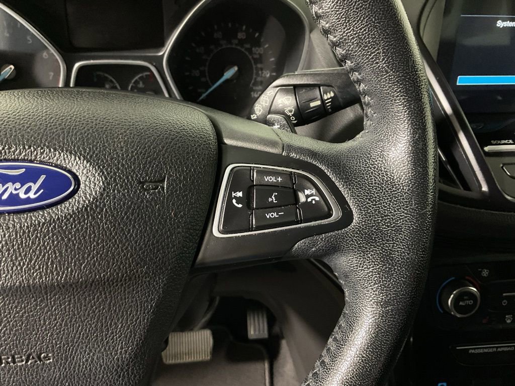 Used 2017 Ford Escape Titanium image 23