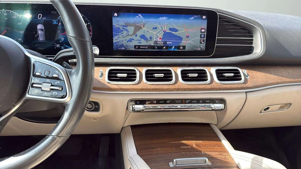 Used 2020 Mercedes-Benz GLE 350 4MATIC image 13